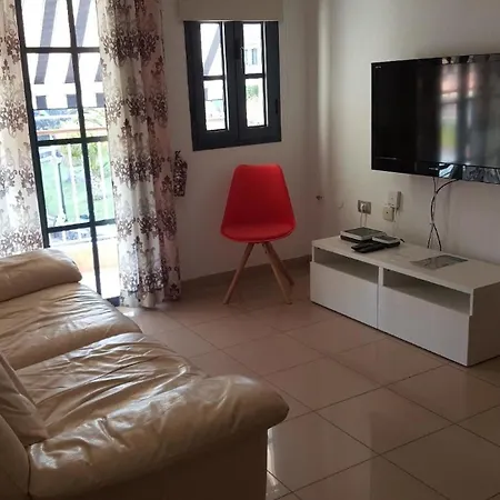 Mit Balkon, Pool Und Spielplatz Apartment Costa Del Silencio