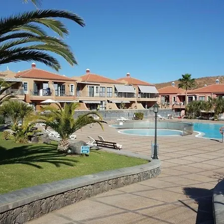 Mit Balkon, Pool Und Spielplatz * Costa Del Silencio